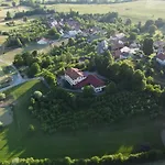 Escape Garni Otel Postojna