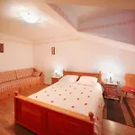 Escape Garni Postojna