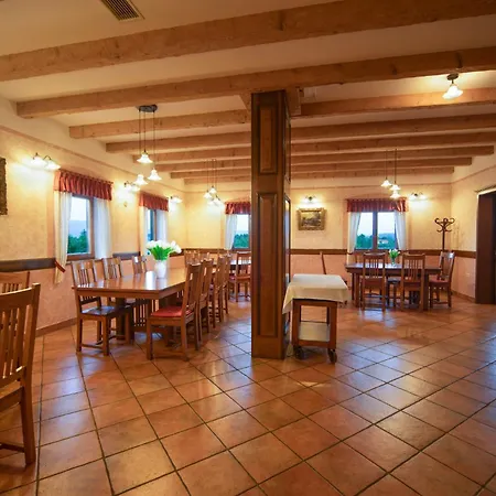 Green Escape Garni Hotel