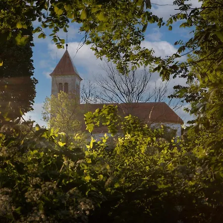 Escape Garni Postojna