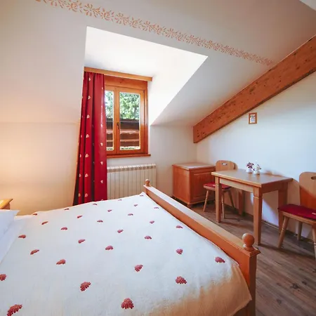 Green Escape Garni Hotel