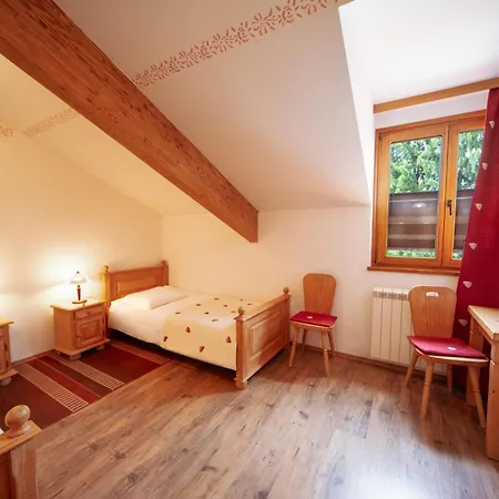 Green Escape Garni Hotel מלון 3*