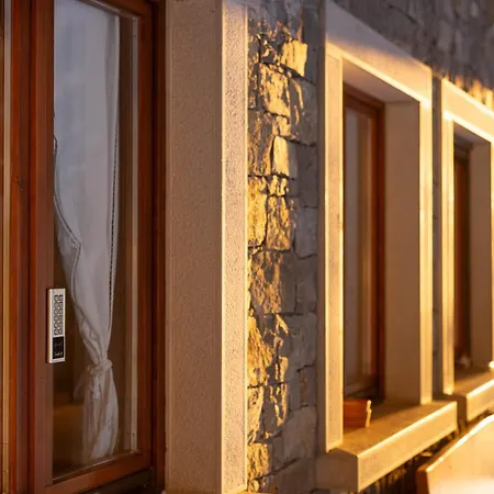 Escape Garni Hotel