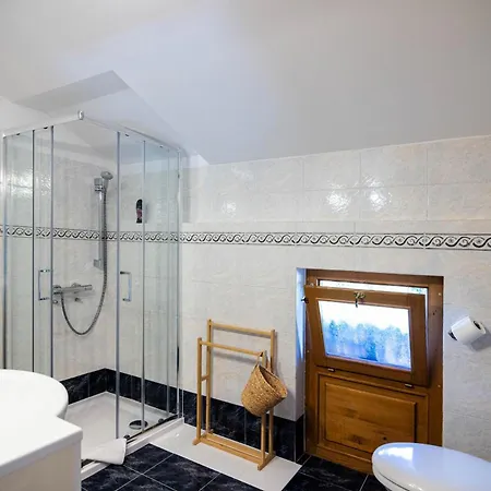 Escape Garni Hotel