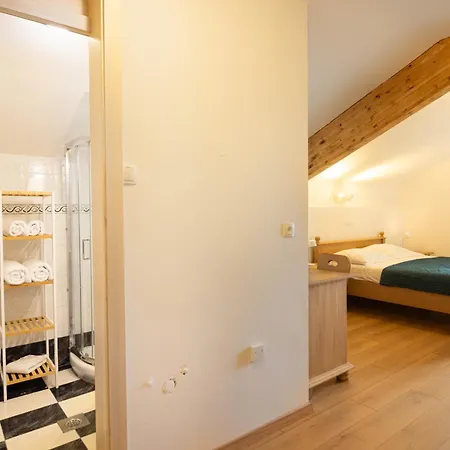 Escape Garni Hotel Postojna