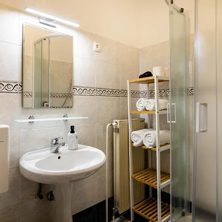 Hotel Escape Garni Postojna