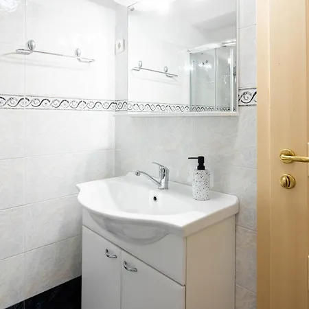 Escape Garni 3*