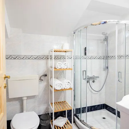 Escape Garni Hotel Postojna
