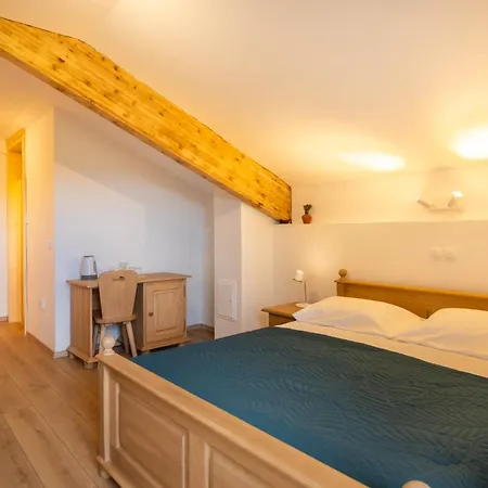 Escape Garni Postojna