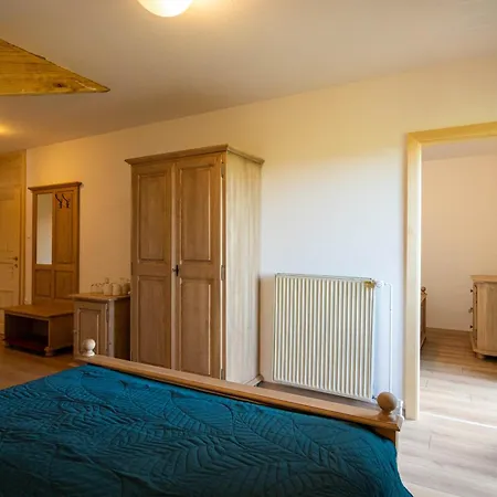 Escape Garni Hotel 3*