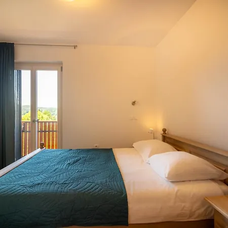 Escape Garni Hotel