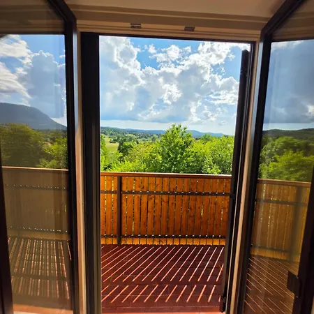 Escape Garni 3* Postojna