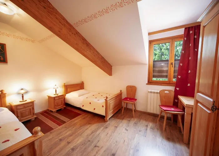 Escape Garni Hotel 3*